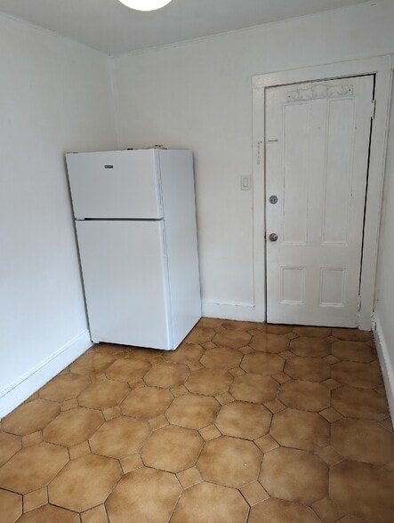 Building Photo - 219 Washington St