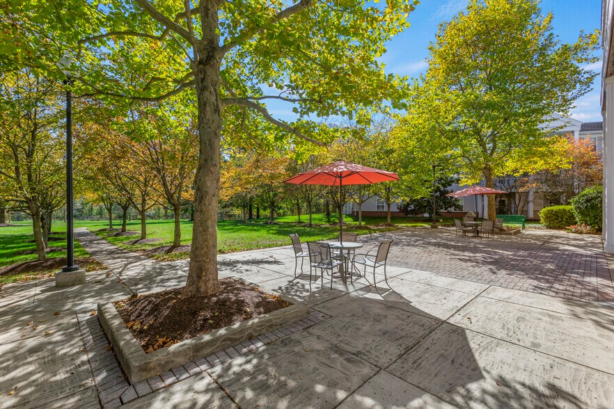 Community Picnic Area - Spring Ridge Senior 62+ Apartments