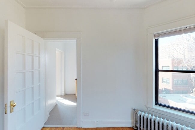 Floorplan - 5528-5532 S. Everett Avenue