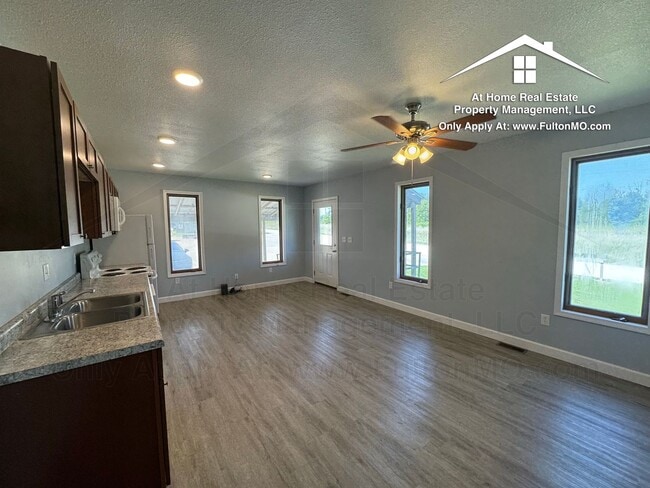 Building Photo - 5060 County Road 306