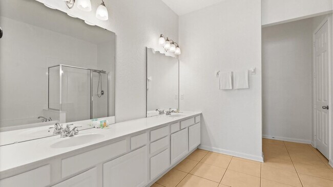 Building Photo - 5024 Shoreway Loop