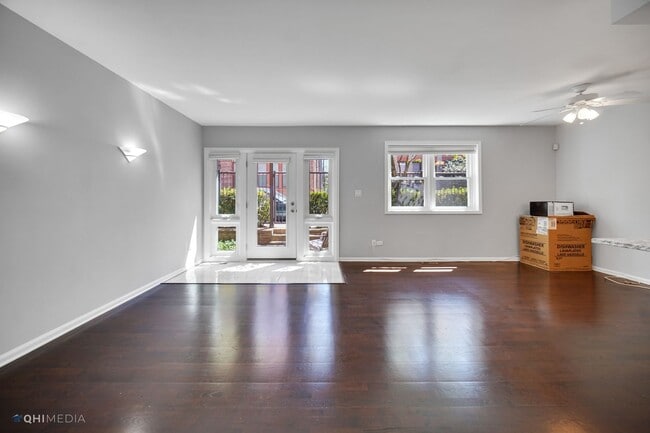 Building Photo - 1730 W Terra Cotta Pl