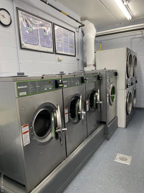 Building Photo - 2 Consulate Dr