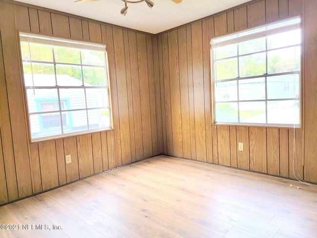 Building Photo - 7631 Timberwood Dr