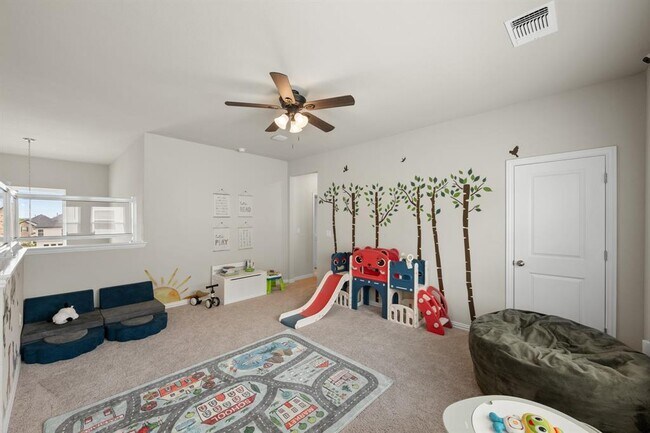 Building Photo - 11800 Seaside Wds Dr