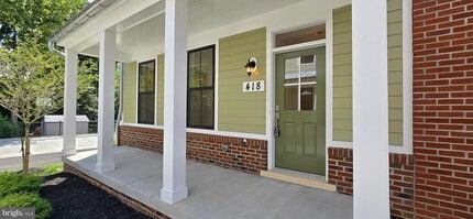 Building Photo - 426 Chapel Alley