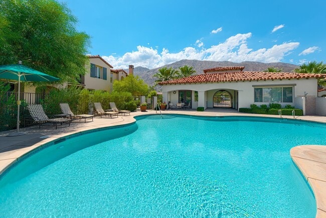 Building Photo - 450 White Fox Trail