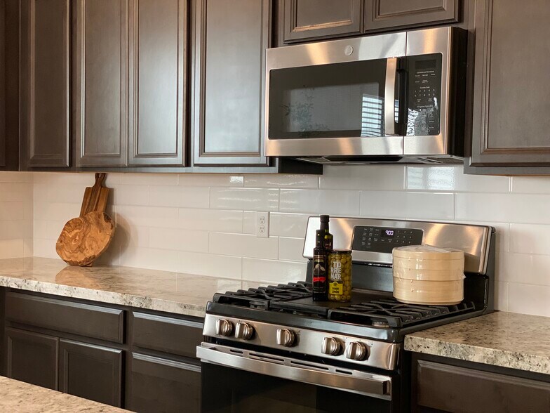 Stainless Steel Appliances and Gas Stove - 1683 Sandoval Dr