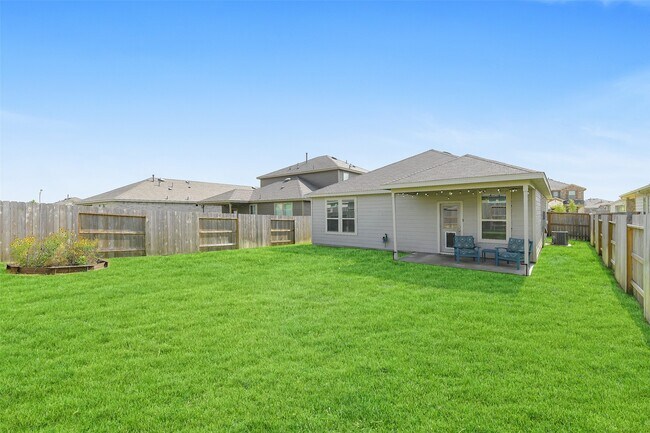 Building Photo - 16910 Elm Grove Road