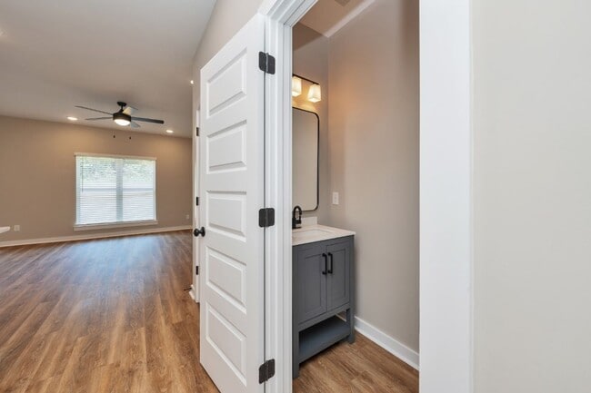 Building Photo - NEW CONSTRUCTION TOWNHOME FOR RENT! 3 BED 2.5 BATH