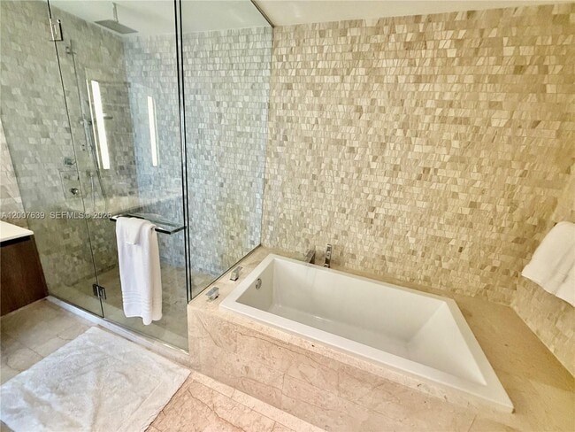 Building Photo - 88 SW 7th St