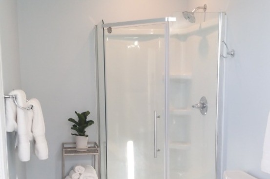 Brand new shower - 3541 Fort Ave