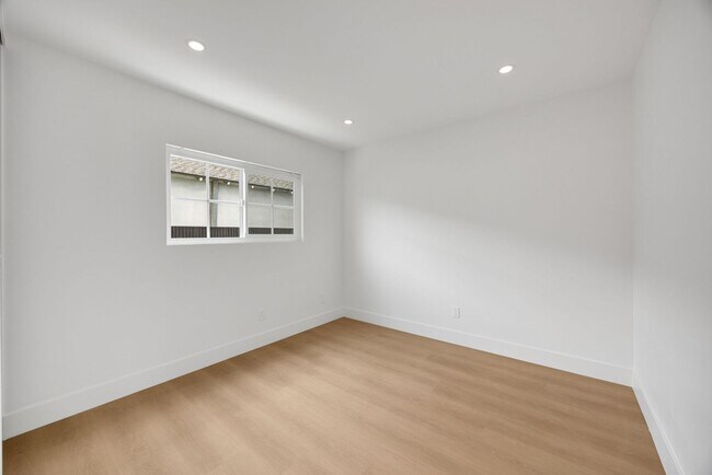 Building Photo - 11502 Bingham St