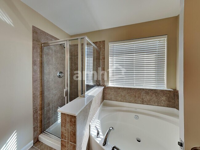 Building Photo - 202 Annaberg Ln