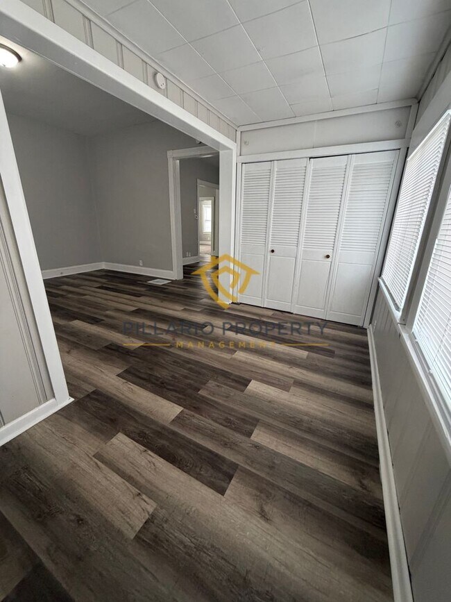 Building Photo - Near Anderson University 2 Bedroom on Corner Lot with Garage, Available NOW!