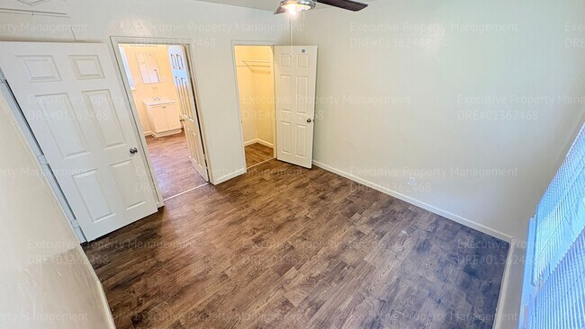 Building Photo - 2321 N Inyo St