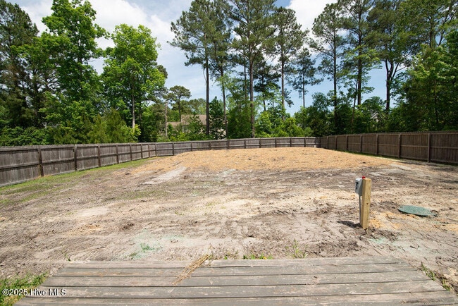 Building Photo - 514 Carriage Ln