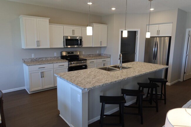 Building Photo - 5437 Broad Fields Cove