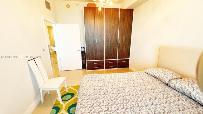 Building Photo - 7901 Hispanola Ave