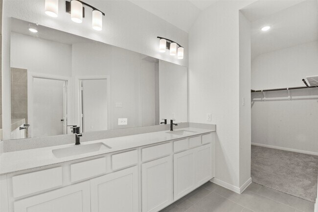 Building Photo - 27127 Butterfly Mint Ln