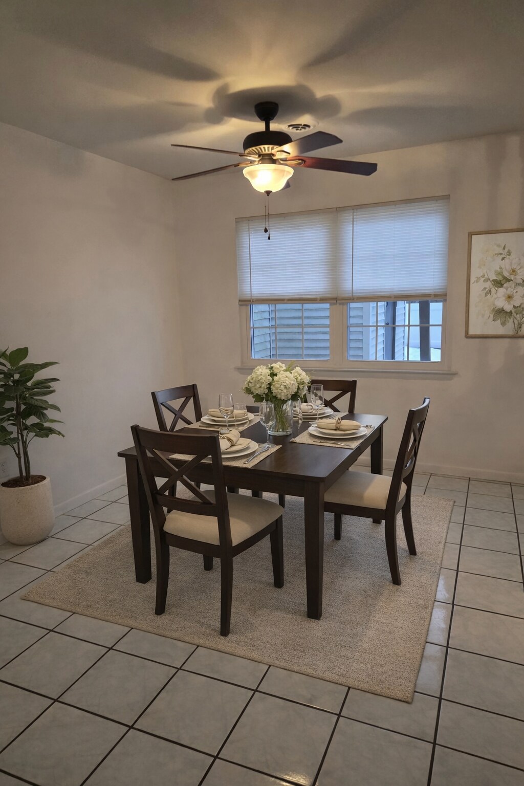 Building Photo - 104 Laurel Ct