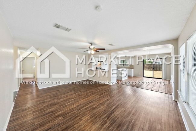 Building Photo - 7250 Dwarf Palm