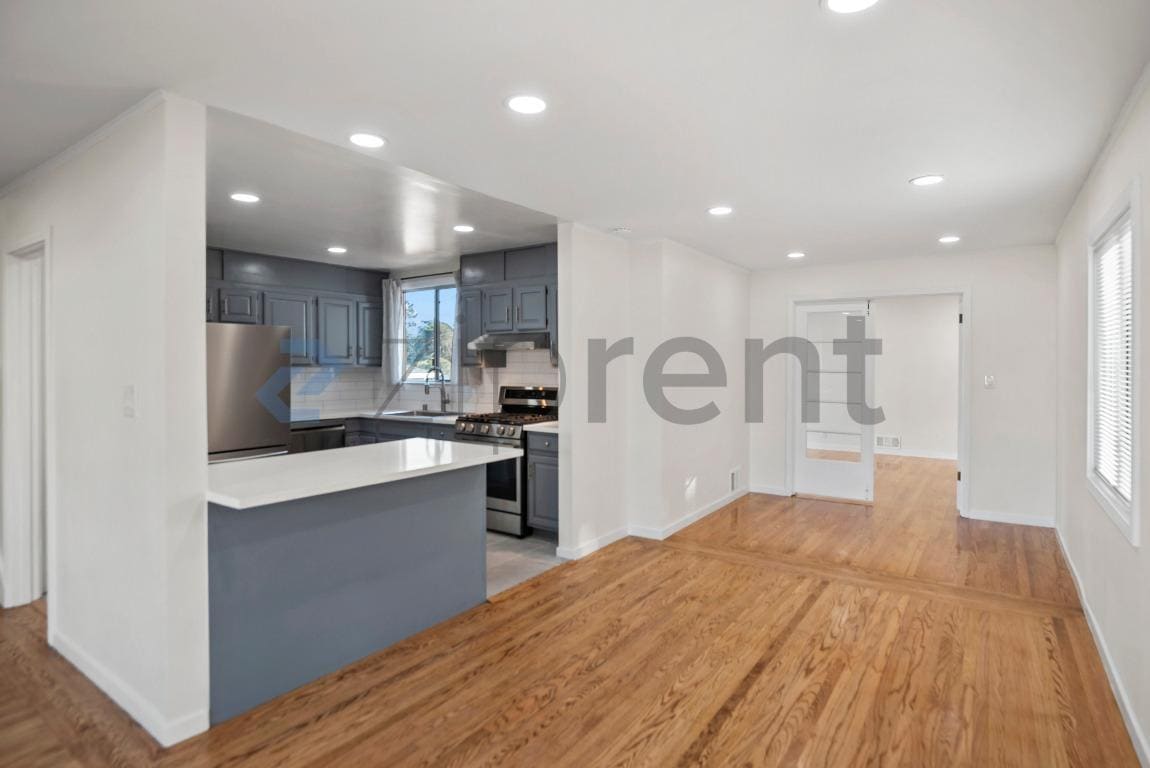 Building Photo - 109 Alta Mesa Dr