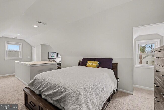 Building Photo - 2507 Glencoe Rd