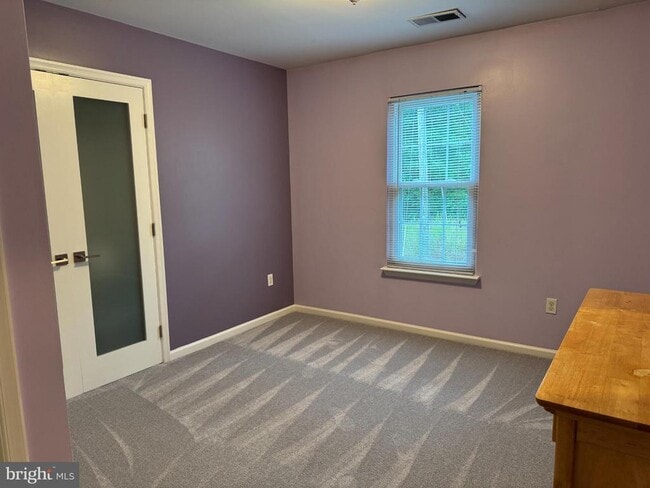Building Photo - 38 White Pine Cir
