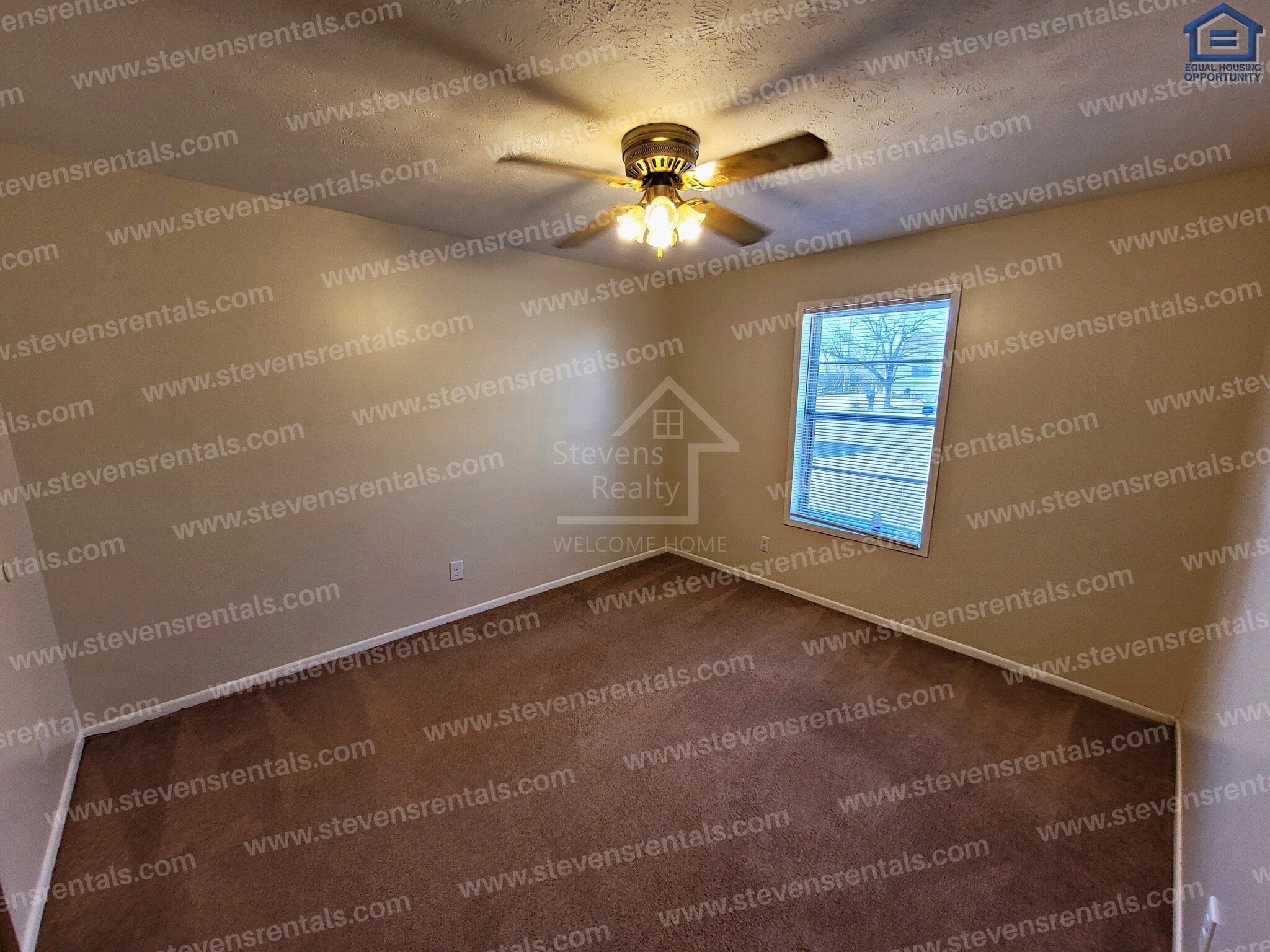Building Photo - 401 Spruce Ave