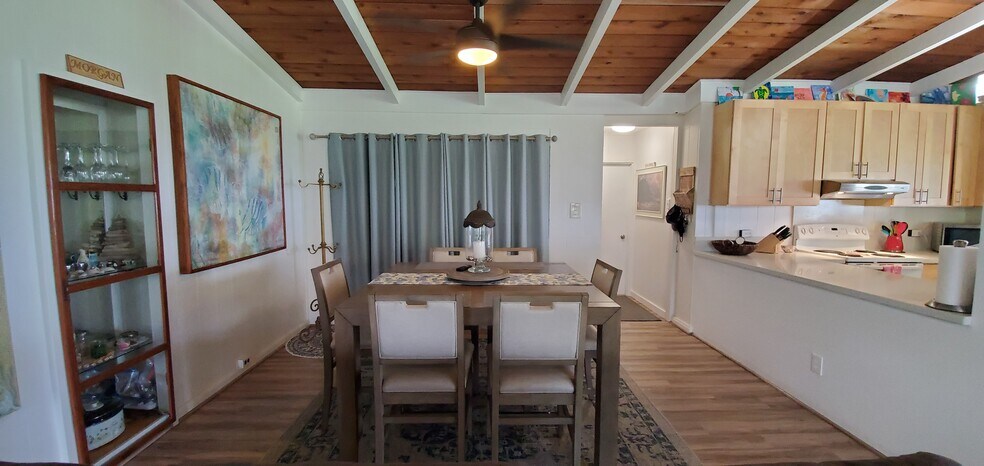 Large counter height dining - 68-243 Au St