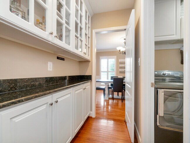 Building Photo - 21324 Comus Ct