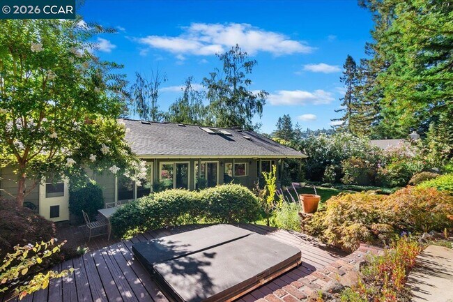 Building Photo - 539 Dalewood Dr