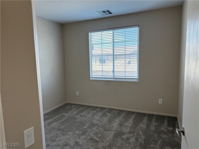 Building Photo - 6635 Flaminian Ln