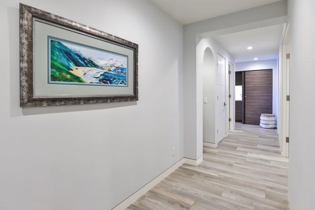 Building Photo - 861 Beach Front Dr