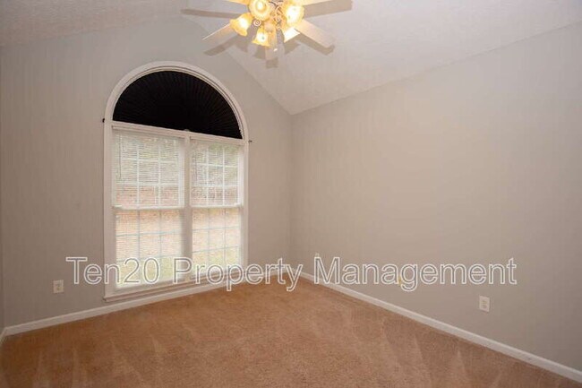 Building Photo - 59 Walnut Ct