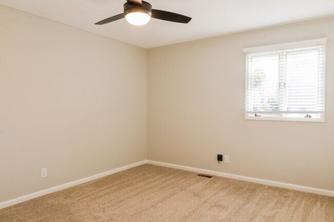 Building Photo - Newly renovated 3 bed and 1.5 bath house in Jonesborough