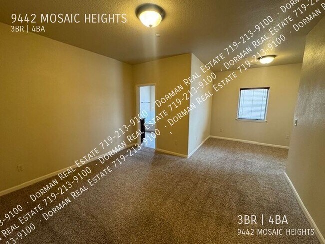 Building Photo - 9442 Mosaic Heights