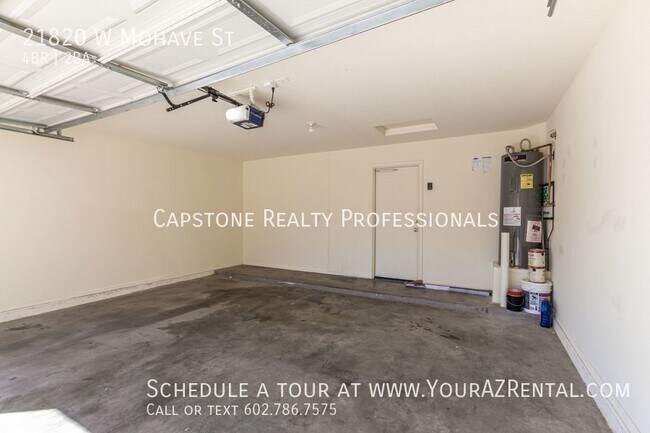 Building Photo - 21820 W Mohave St