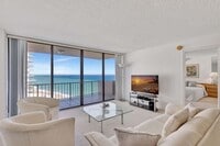 Building Photo - 4200 N Ocean Dr