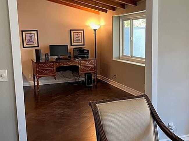 Building Photo - Westlake Village First Neighborhood Cul-De-Sac Home ** Non-Smoking Home/Property**