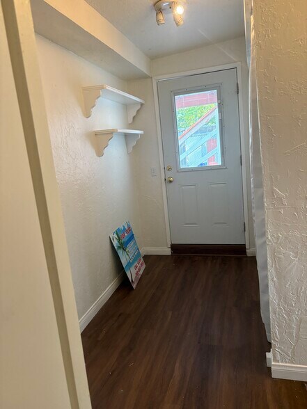 Luxury vinyl plank flooring - 2424 Jefferson St