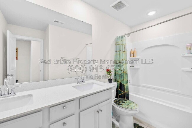 Building Photo - 12216 Stoneybrook Station Pkwy