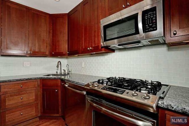 Building Photo - 14 Abbott Rd