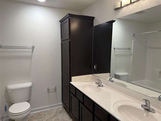 Building Photo - 511 Wood Dr