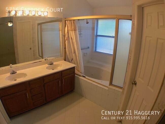 Building Photo - 5716 Caprock Ct