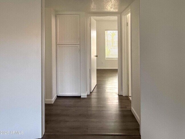 Building Photo - 16811 N 32nd Ave