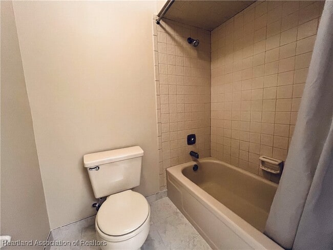 Building Photo - 4534 Lafayette Ave