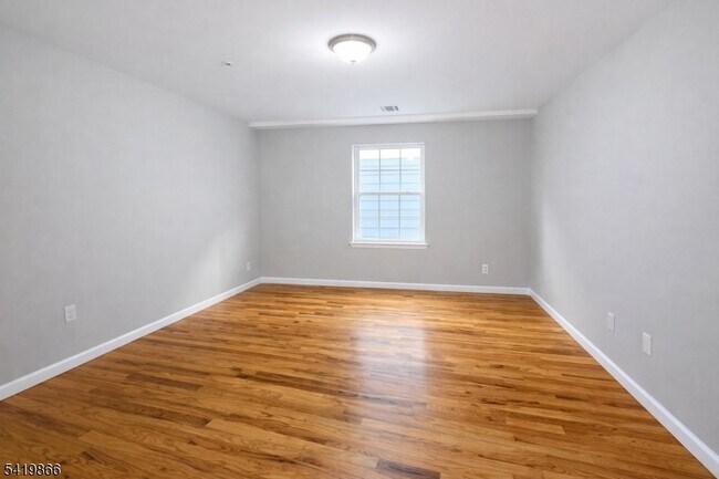 Building Photo - 231 N 12th St