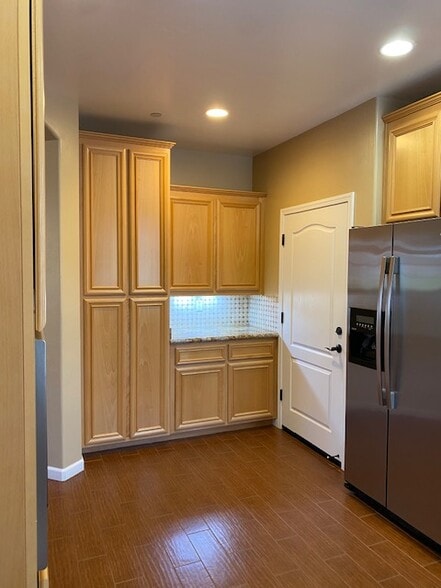 Kitchen Storage - 1000 Orleans Ct